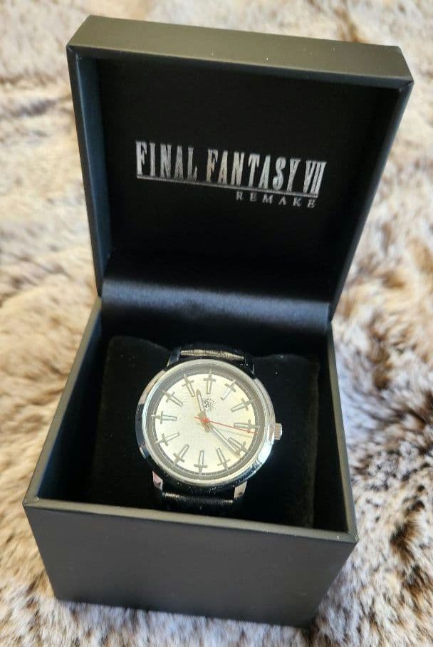 未使用★ファイナルファンタジーVII リメイク　腕時計　ティファ・ロックハート