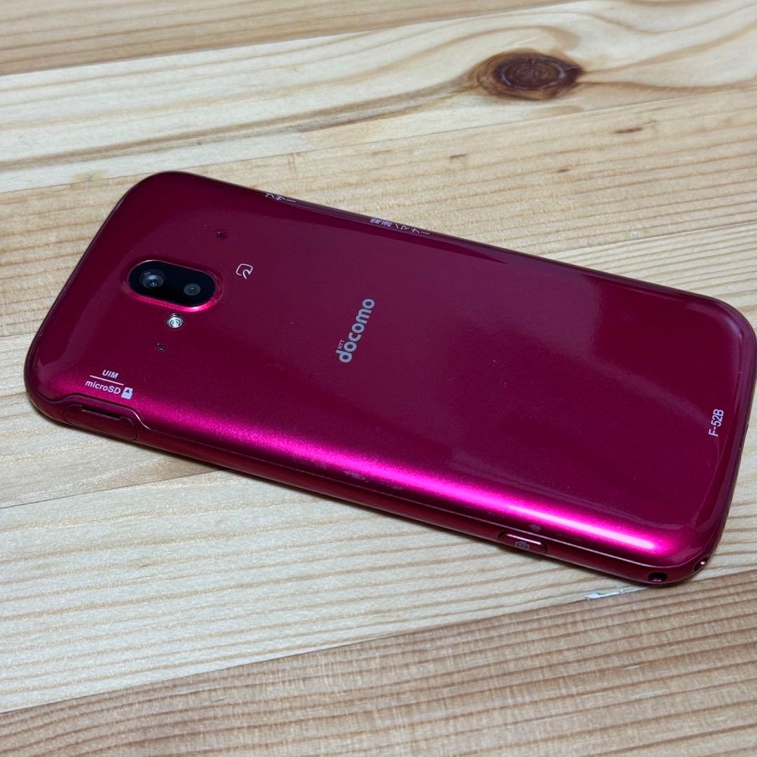【美品】ドコモ らくらくスマートフォン F-52B ピンク　a10420a