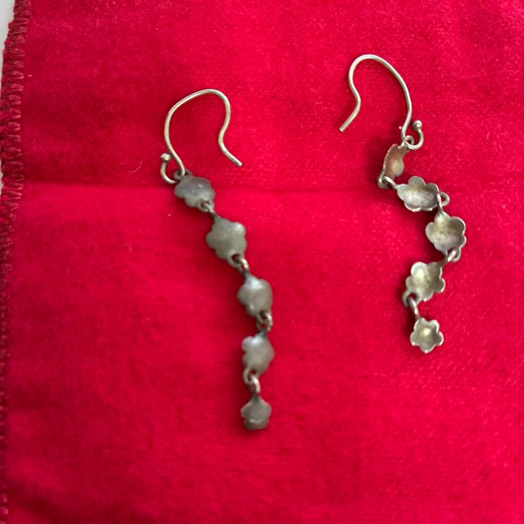 Me&Ro フラワー　シルバーピアス