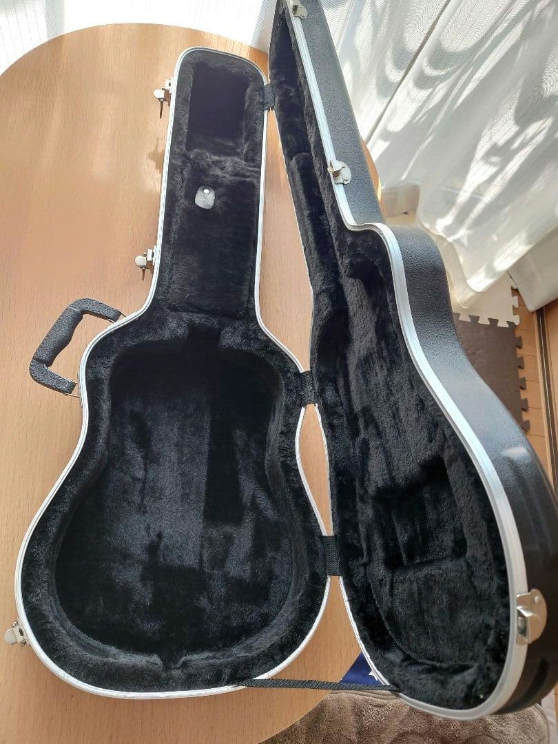 SKB-300 ミニギター・薄型アコギ用ハードケース【リトルマーチン等に】