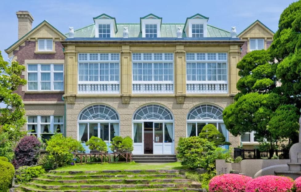 昭和レトロ洋館「鳩山会館」　白色模型