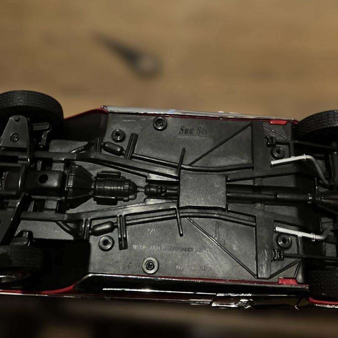 サンスターキャデラック1/18