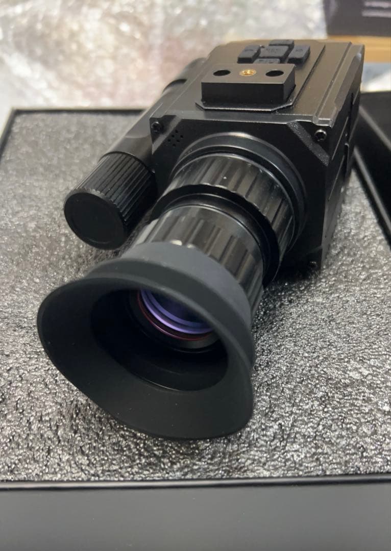 850nm ナイトビジョン 単眼鏡 ヘッドマウント オマケ付き 安売り中