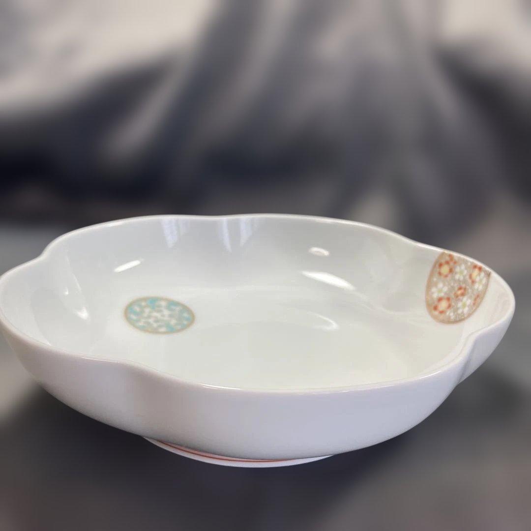 宮内庁御用達　深川製磁　寿赤絵　ペア蓋物　梅型6号鉢