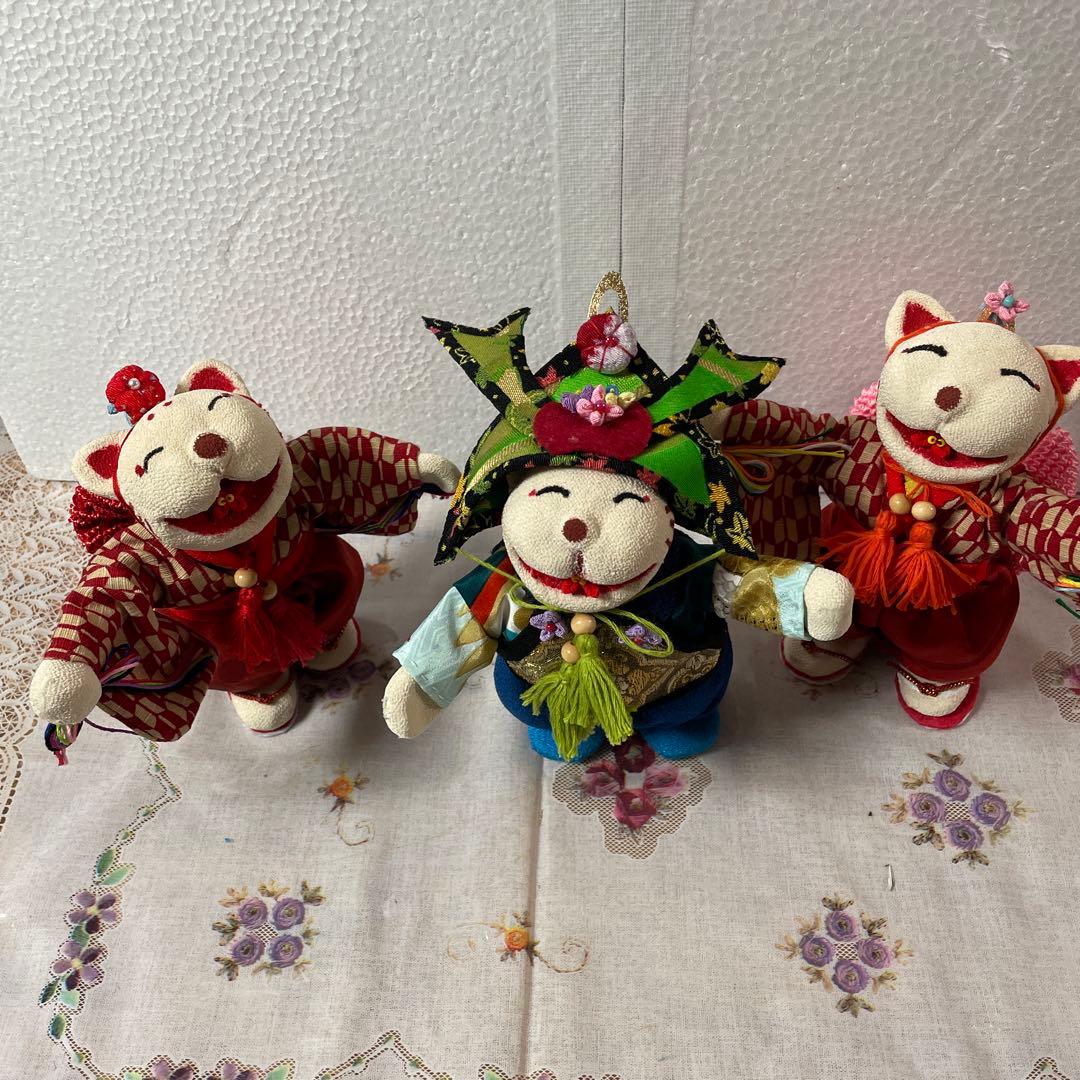 ハンドメイド チリメン、古布ぶす姫、笑猫の人形3体セット