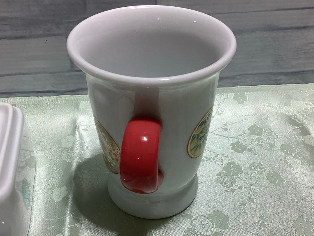 深川製磁 寿赤絵 チョコレートカップ　蓋付き角鉢