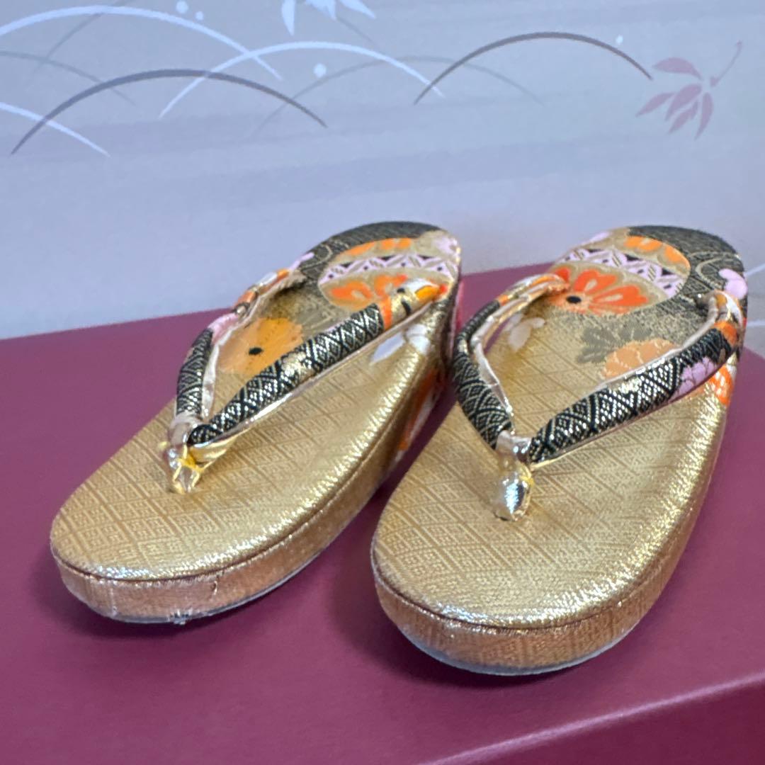 【美品】七五三用金色×ブラック　帯小物セット