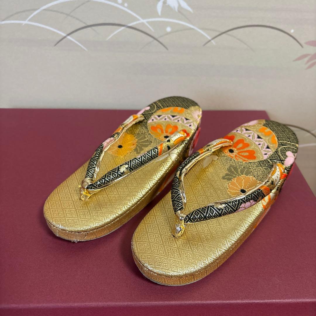 【美品】七五三用金色×ブラック　帯小物セット