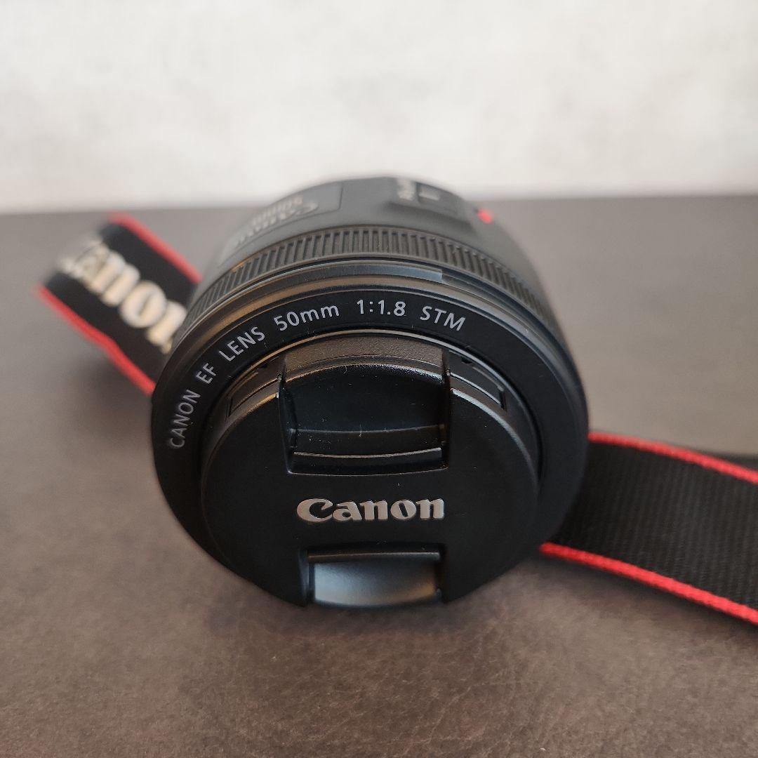 【ほぼ未使用】Canon EOS Kiss X10 本体 + レンズ