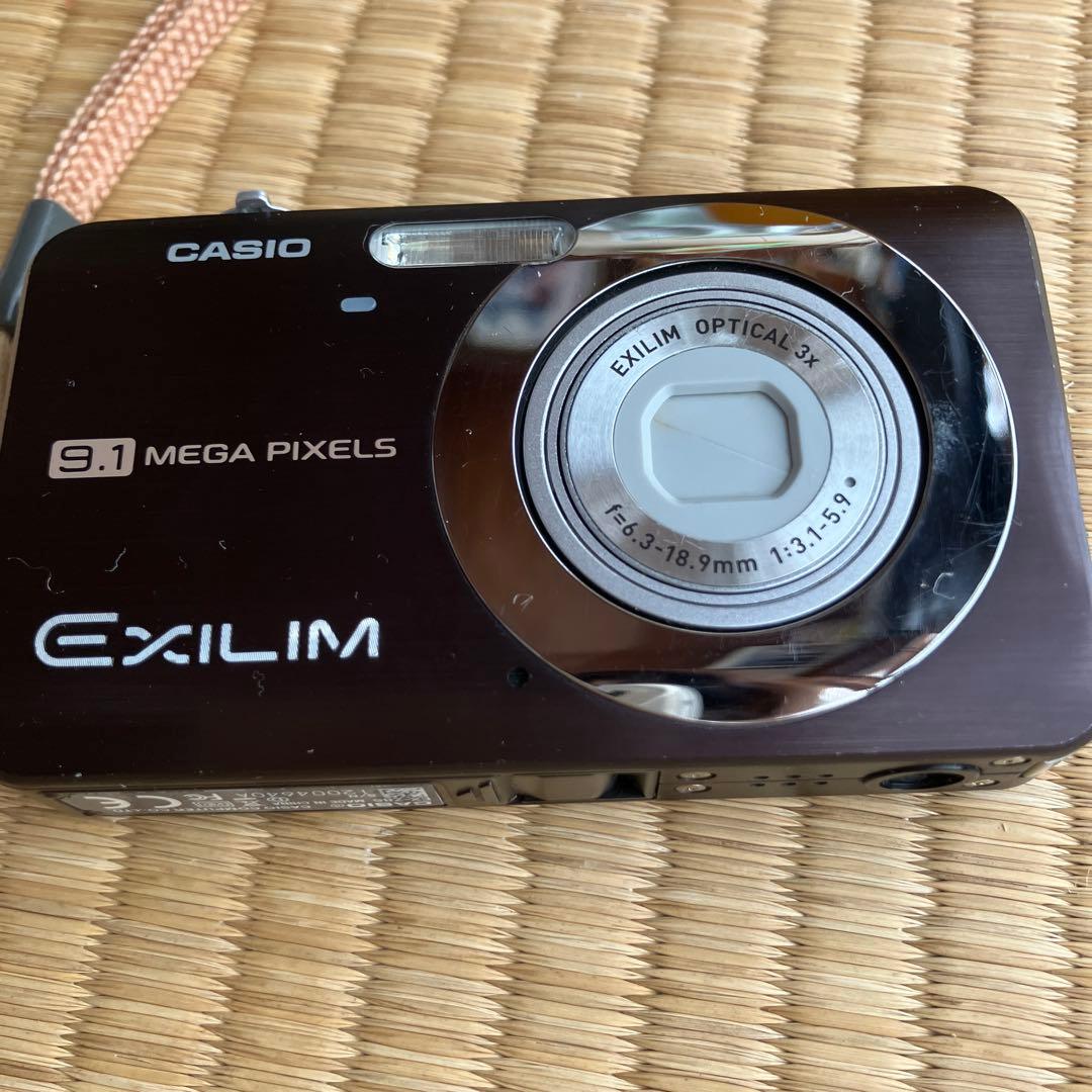 デジタルカメラ CASIO EXILIM EX-Z85 9.1MP