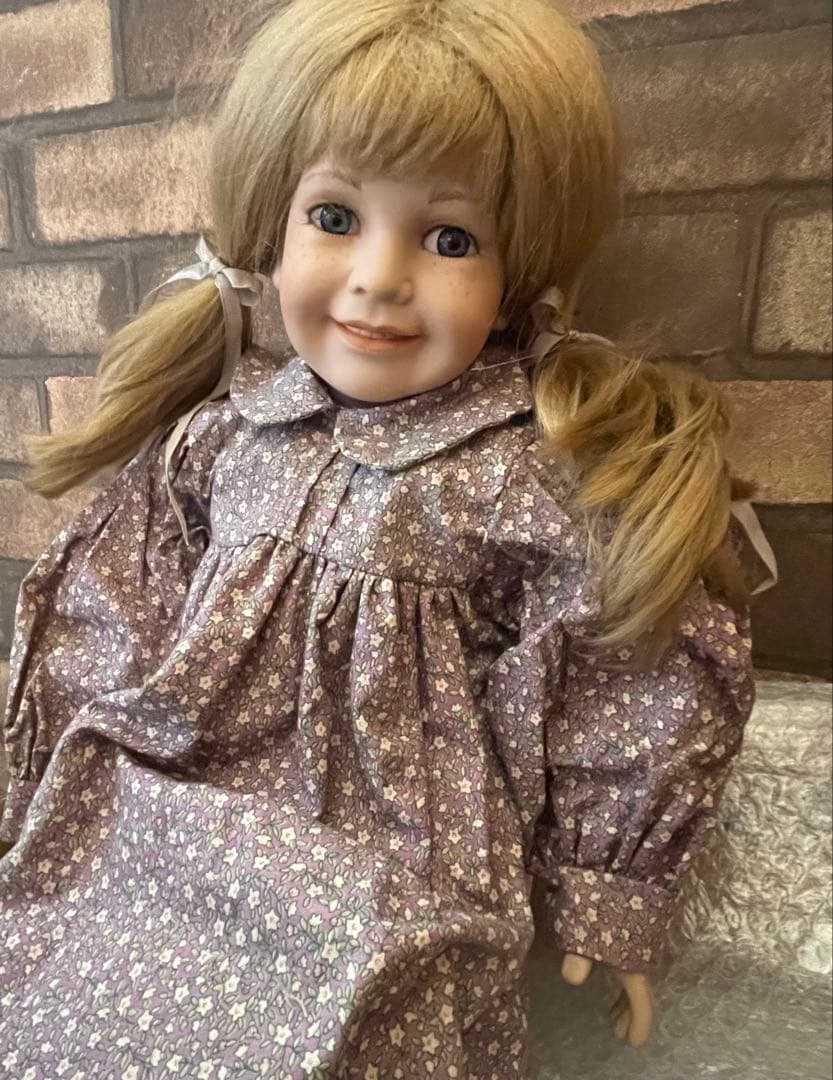 高級ビスクドール 女の子 お座りポーズ シューズ　ソックス