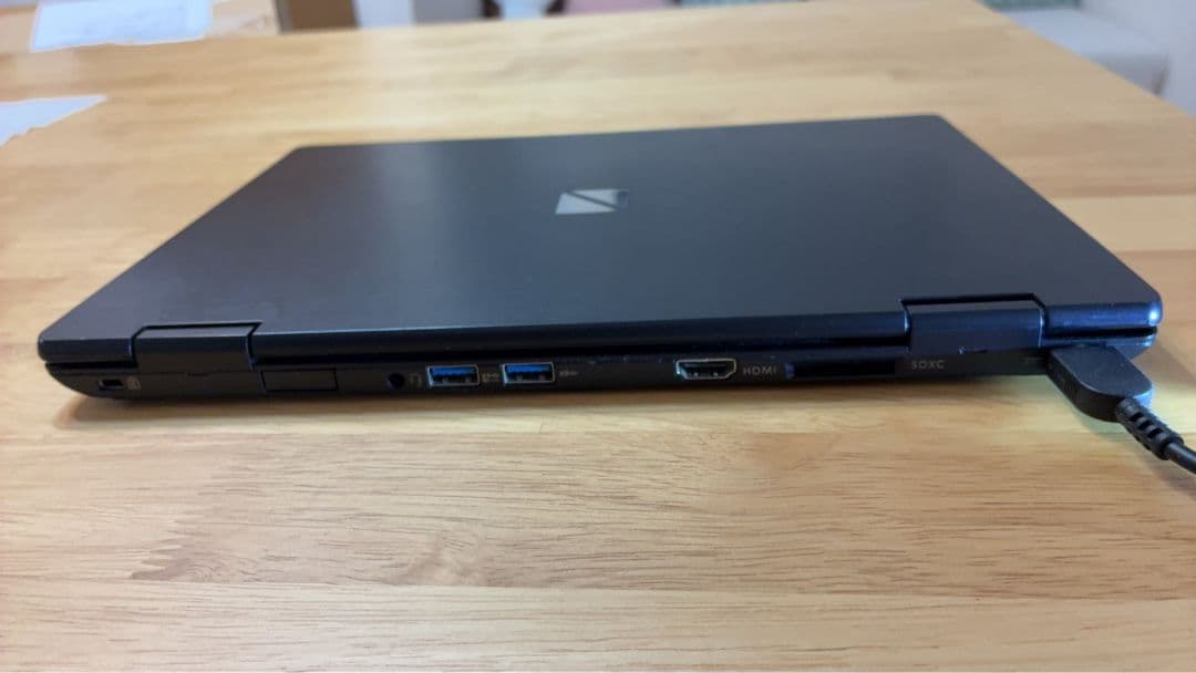 軽量薄型☆NEC PCGN12S88 i5-7Y54 メモリ8GB SSD256
