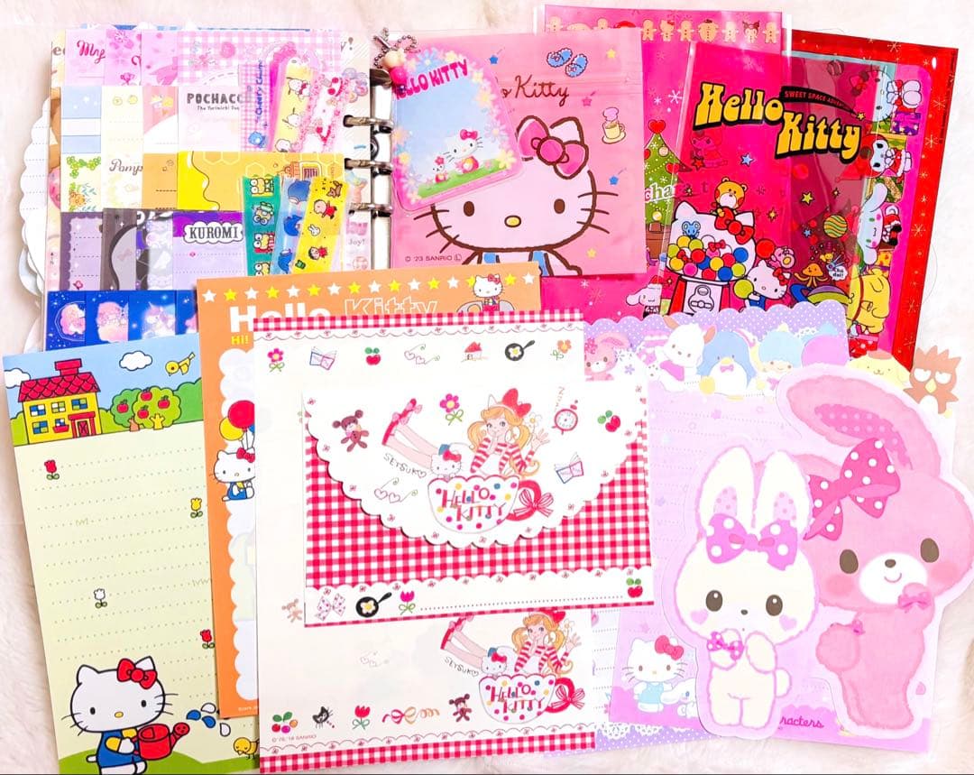 おすそ分けファイル　バイブルバインダー　サンリオ　大容量　【限定1点】