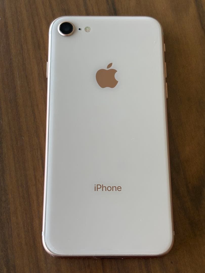 Apple iPhone8 ゴールド 64GB バッテリー97%