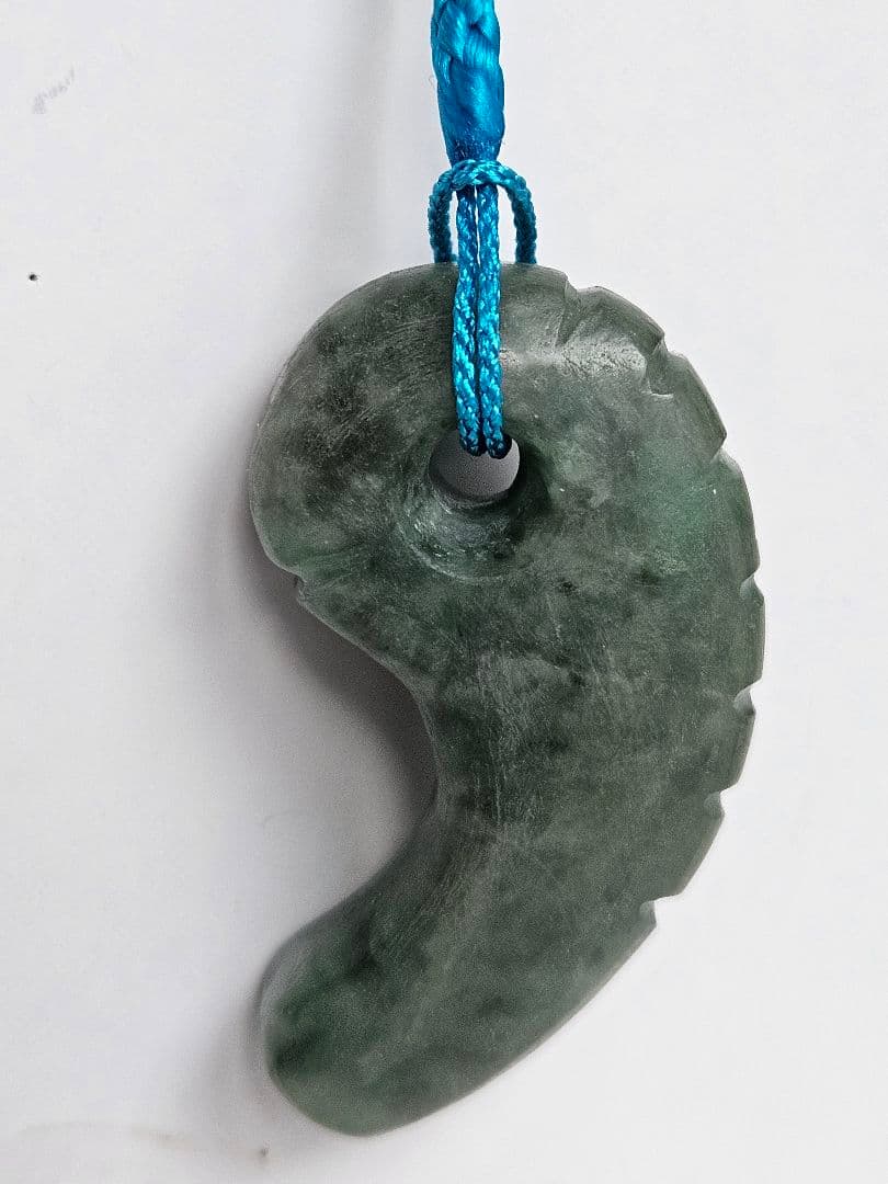 獣形　薙鎌 翡翠勾玉