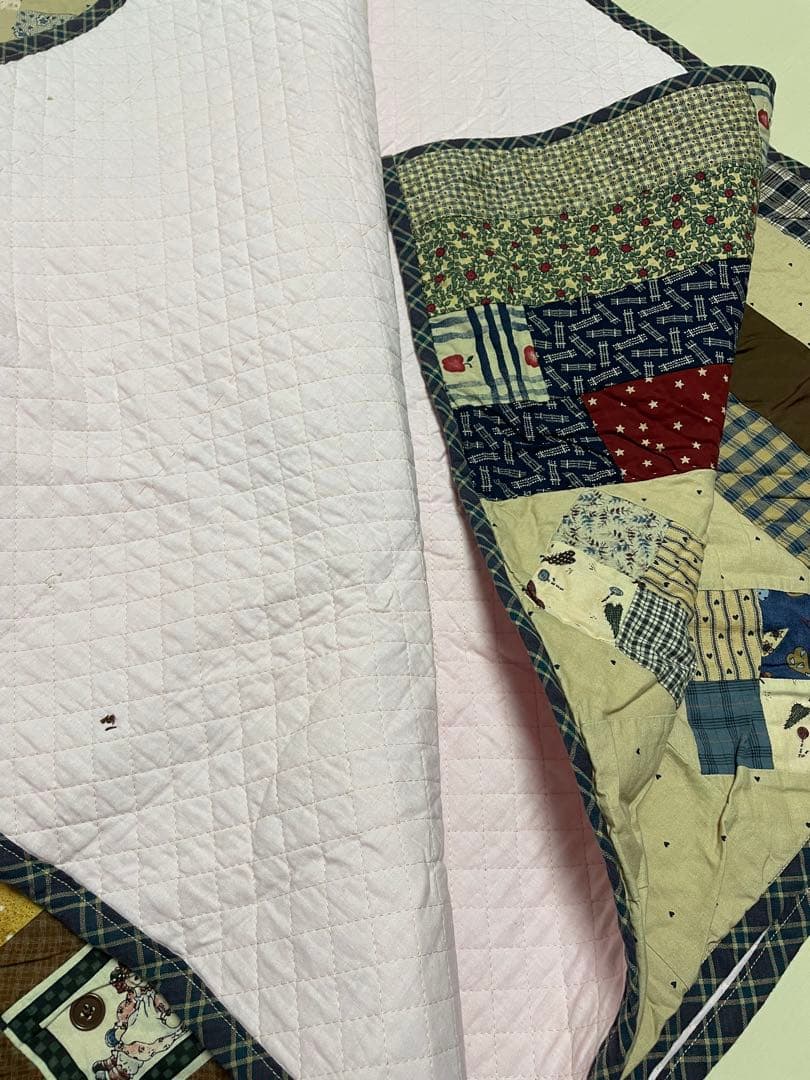 パッチワーク　キルト　ベッドカバー　　ラグ　アメリカンカントリー　USAコットン