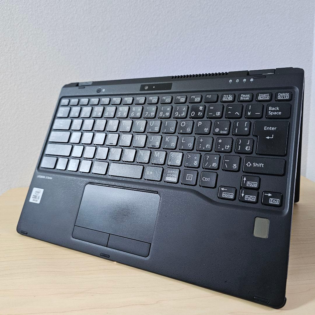 Lifebook U9310XD ／Core i5 10世代／8GB／軽量