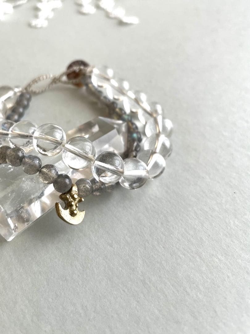 ラブラドライトブレスレット　天然石　パワーストーン　マクラメ　真鍮　２連