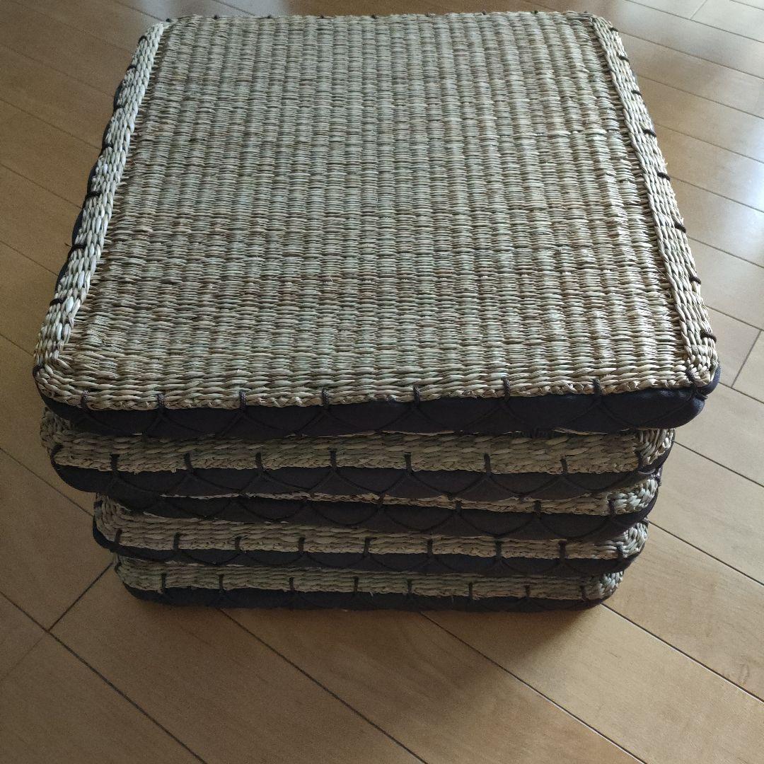 天然素材の椅子用クッション・パッド　ベトナム雑貨　アジアンインテリア　い草座布団
