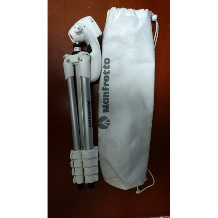 JVC Everio GZ-E170-B　ビデオカメラ＋三脚