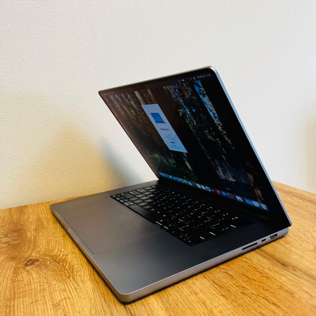 972 極美品✨MacBook Pro M1 pro16インチ16GBシルバー
