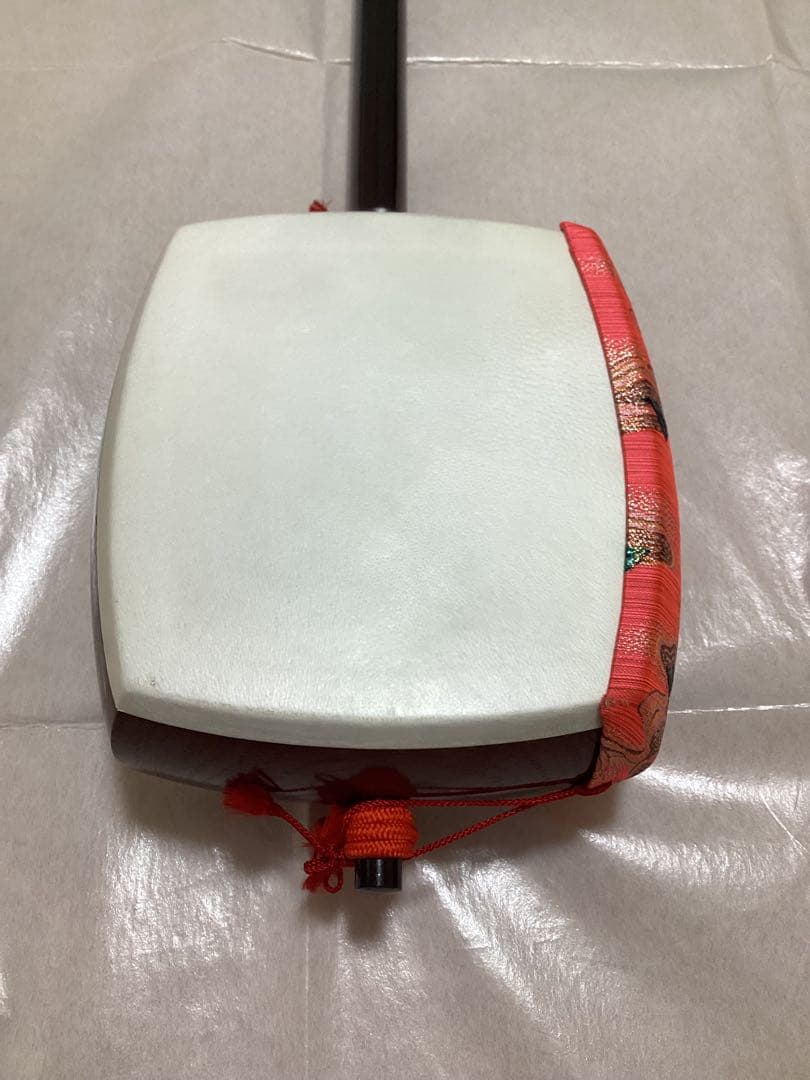 地唄三味線　中棹　ケース付き