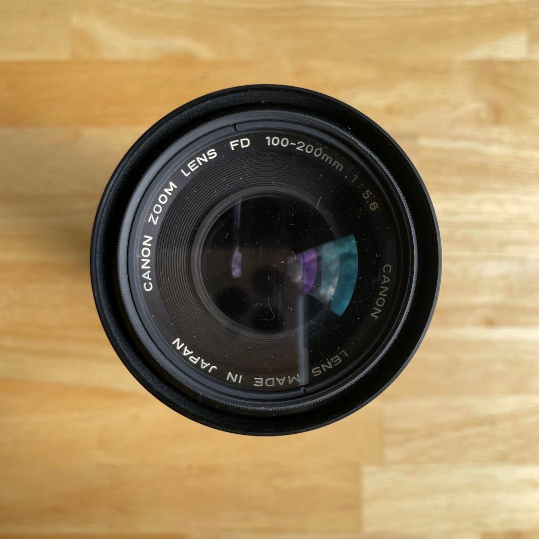Canon 純正望遠レンズ（FD 100〜200mm 1:5.6）
