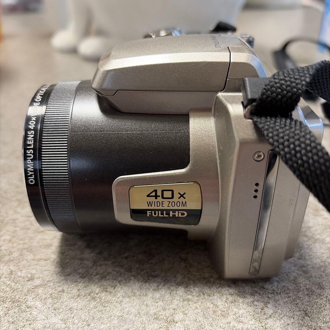 OLYMPUS スタイラス　SP-820UZ