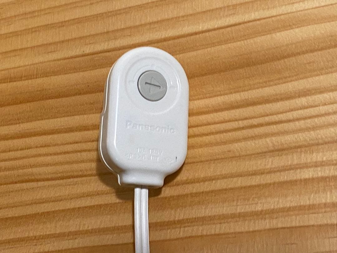 無印フロアライト廃盤ボールランプIKEAイームズLOWYAルイスポールセン柳宗理