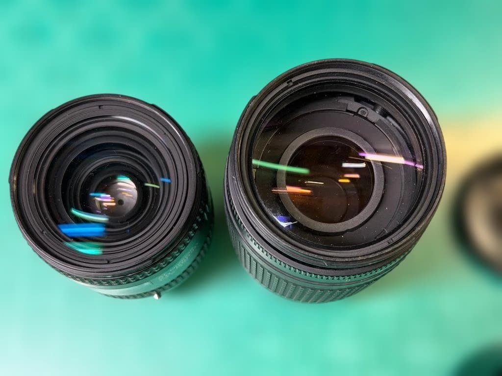 Nikon D7000 ショット数 408枚！ 純正レンズ２本付き