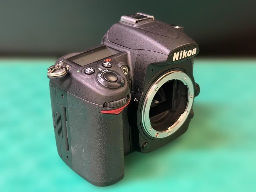 Nikon D7000 ショット数 408枚！ 純正レンズ２本付き
