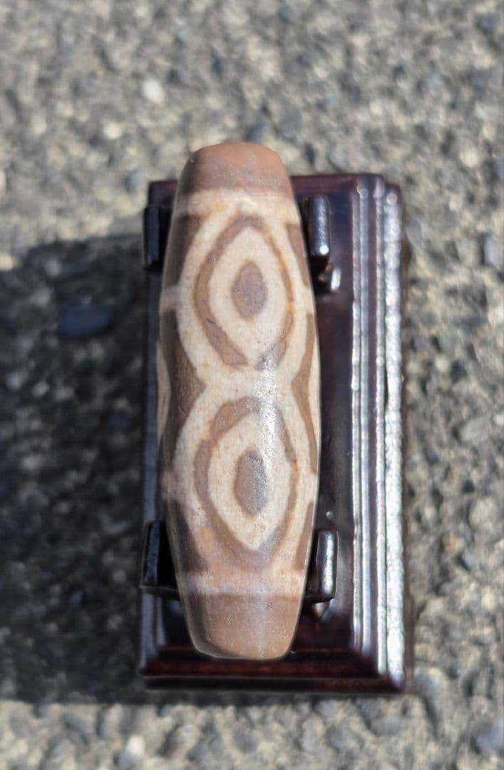 092　天珠　龍眼天珠 　龍六眼天珠　dzibeads　！