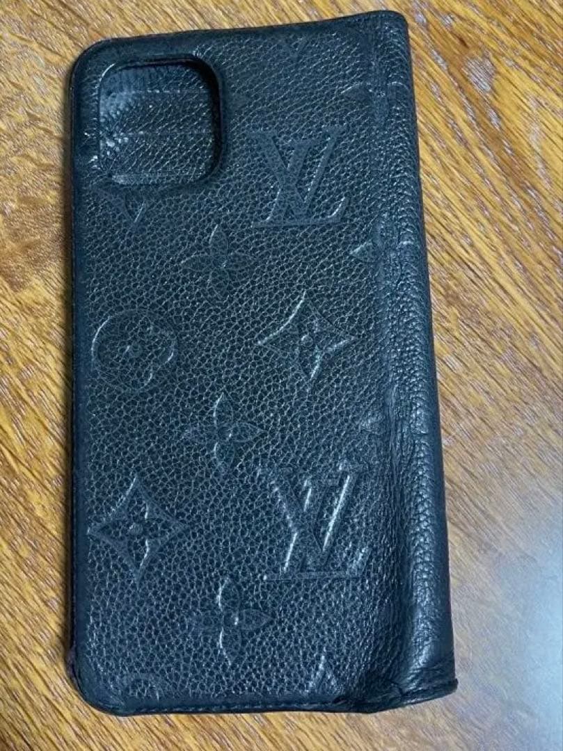 Louis Vuitton ブラック レザー 手帳型ケース
