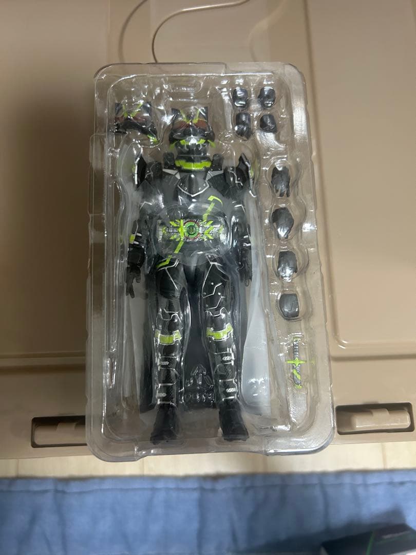 s.h.figuarts 仮面ライダータイクーンブジンソード