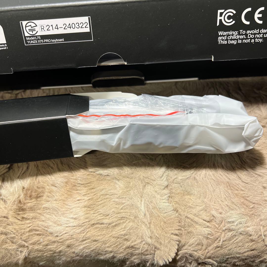 新品　YUNZII L75 KEYBOARD