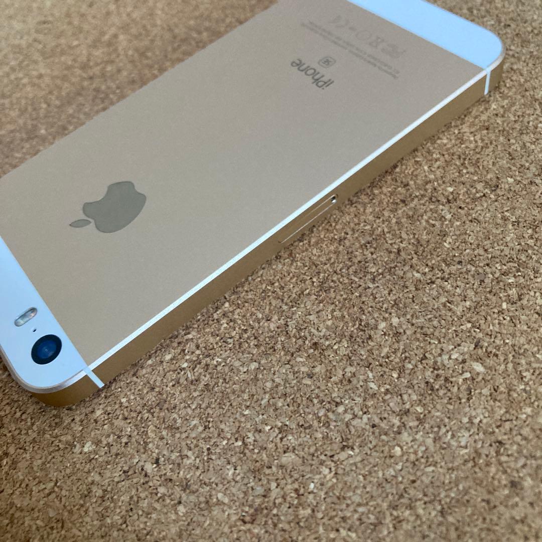 3914【早い者勝ち】美品☆iPhoneSE 64GB SIMフリー☆
