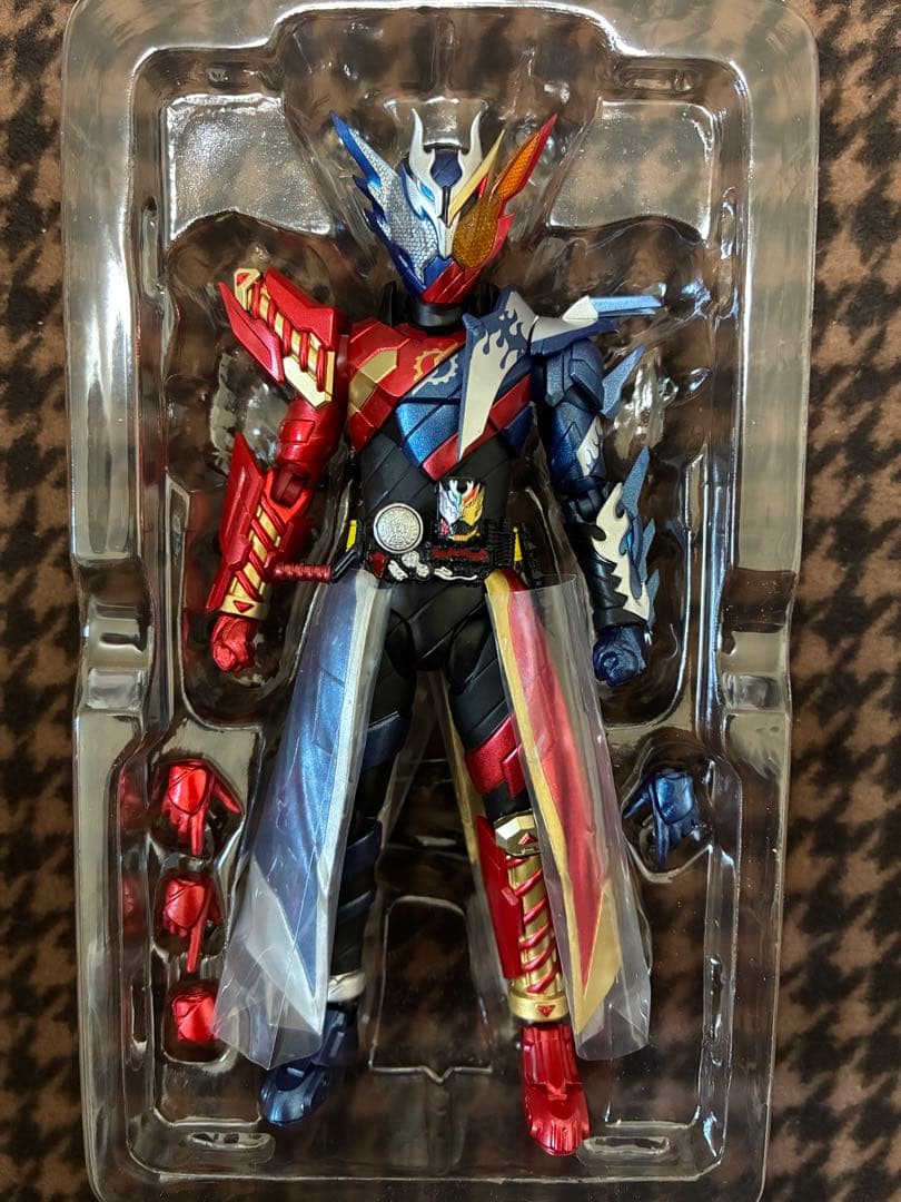 S.H.フィギュアーツ クローズビルドフォーム