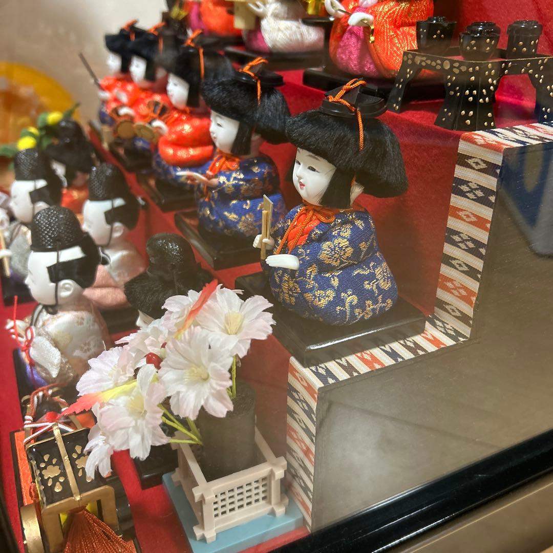 美品　オルゴール付き雛人形　ガラスケース入り　木目込