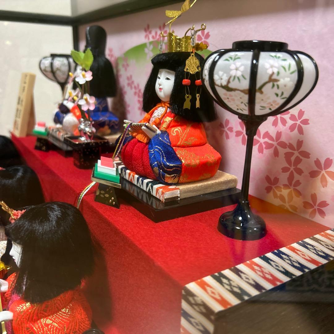 美品　オルゴール付き雛人形　ガラスケース入り　木目込