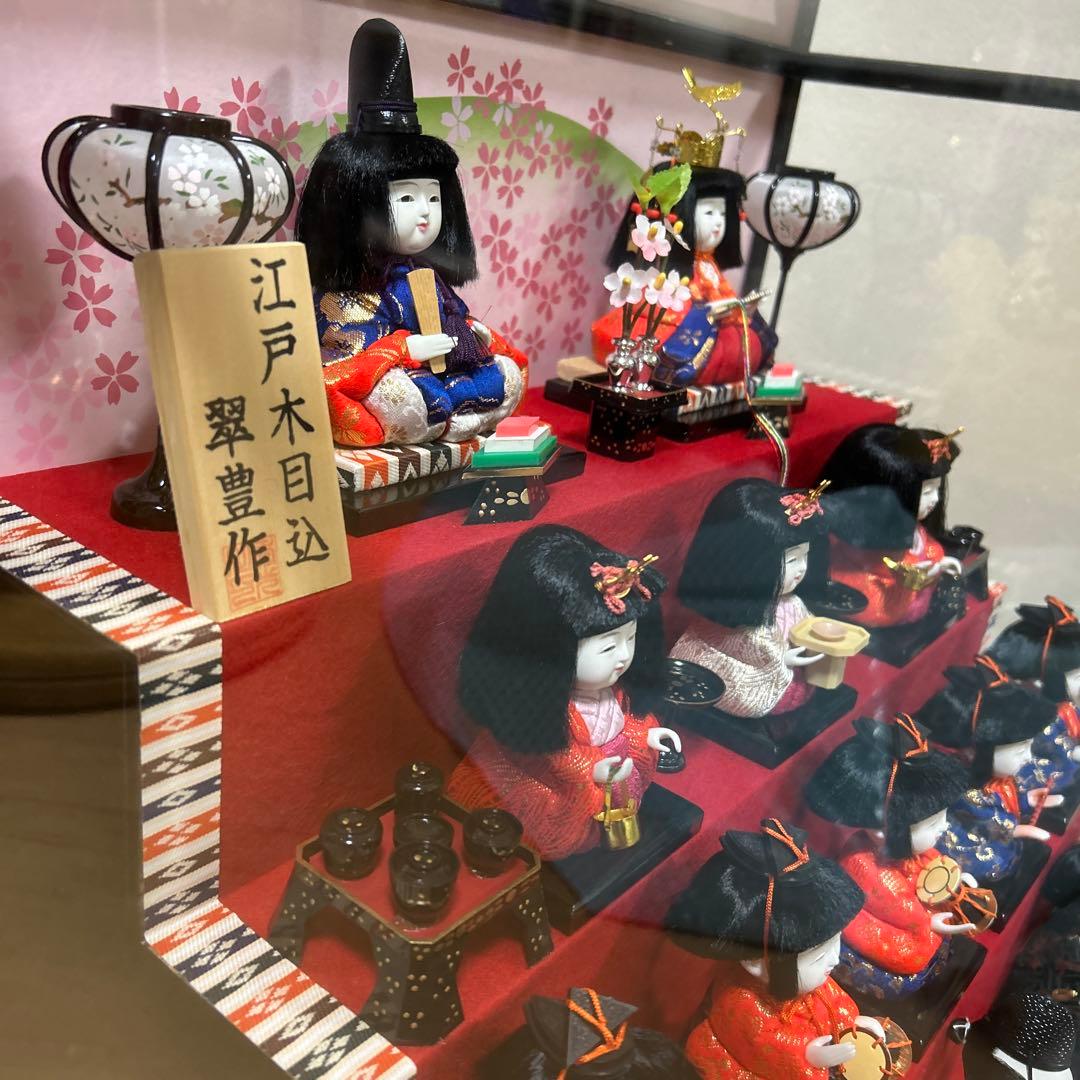 美品　オルゴール付き雛人形　ガラスケース入り　木目込