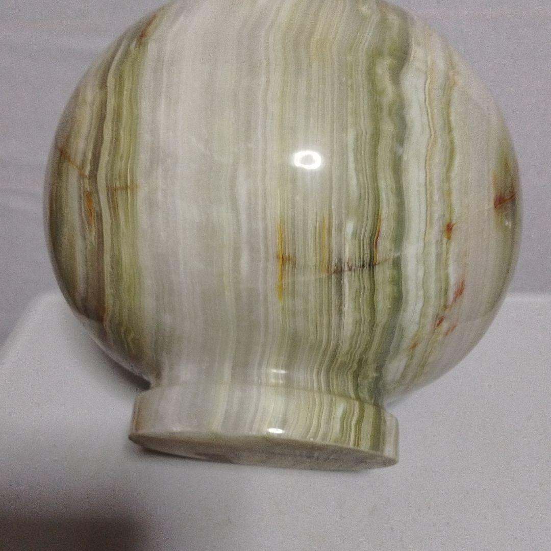 本物大理石の壺です。