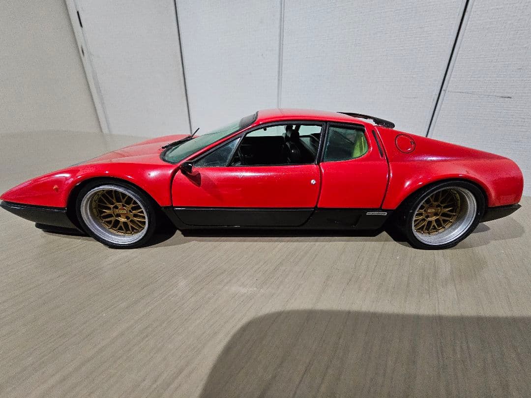 CHRONO　1/18　FERRARI BB512 RED