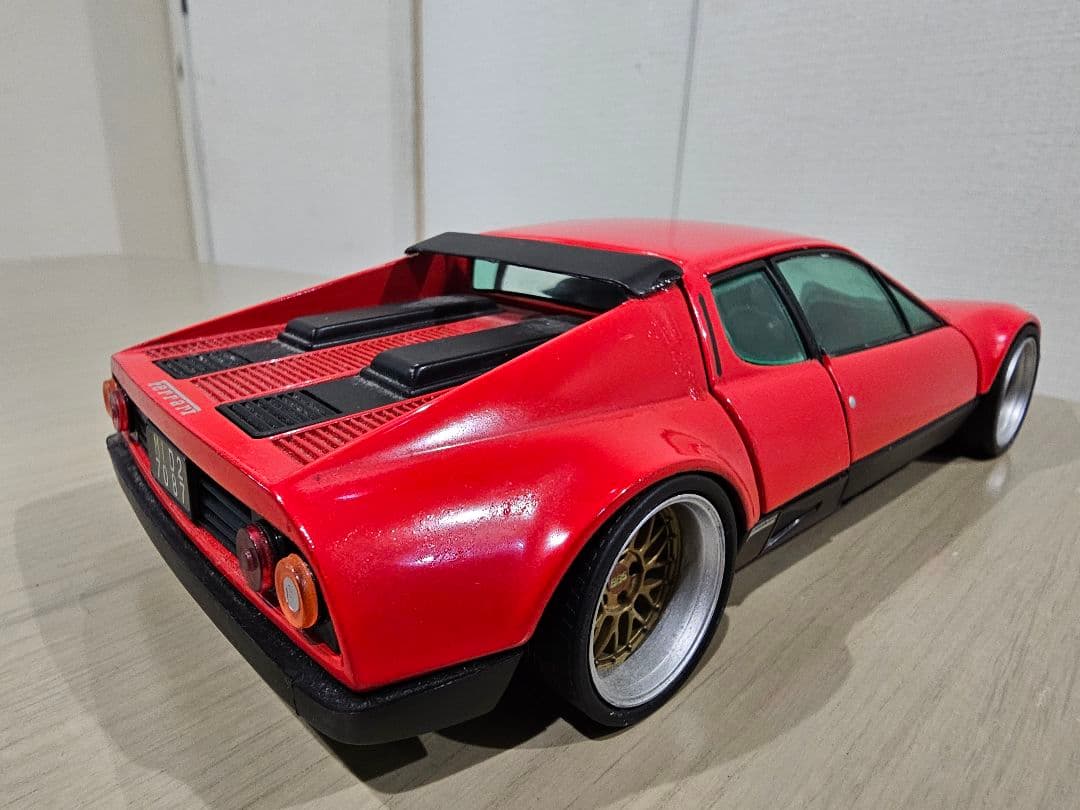CHRONO　1/18　FERRARI BB512 RED