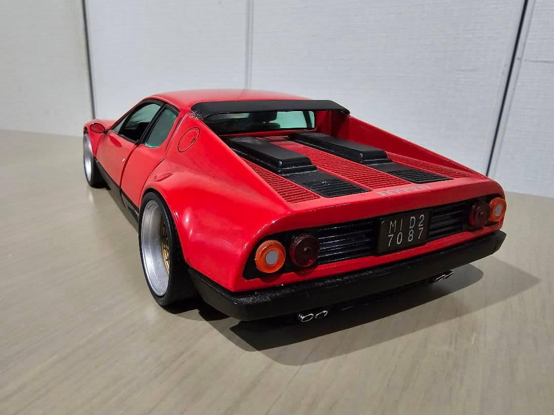 CHRONO　1/18　FERRARI BB512 RED