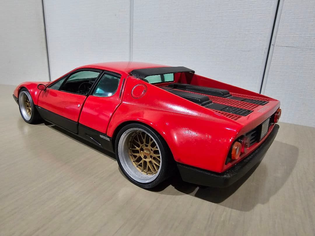 CHRONO　1/18　FERRARI BB512 RED
