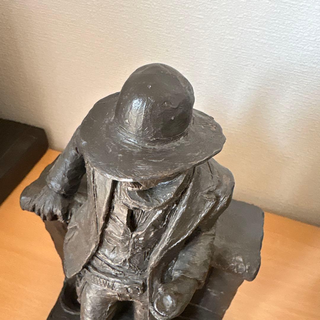 彫刻家 マイケルガーマン氏作 アンティーク彫刻　アメリカンインテリア 持たれる男