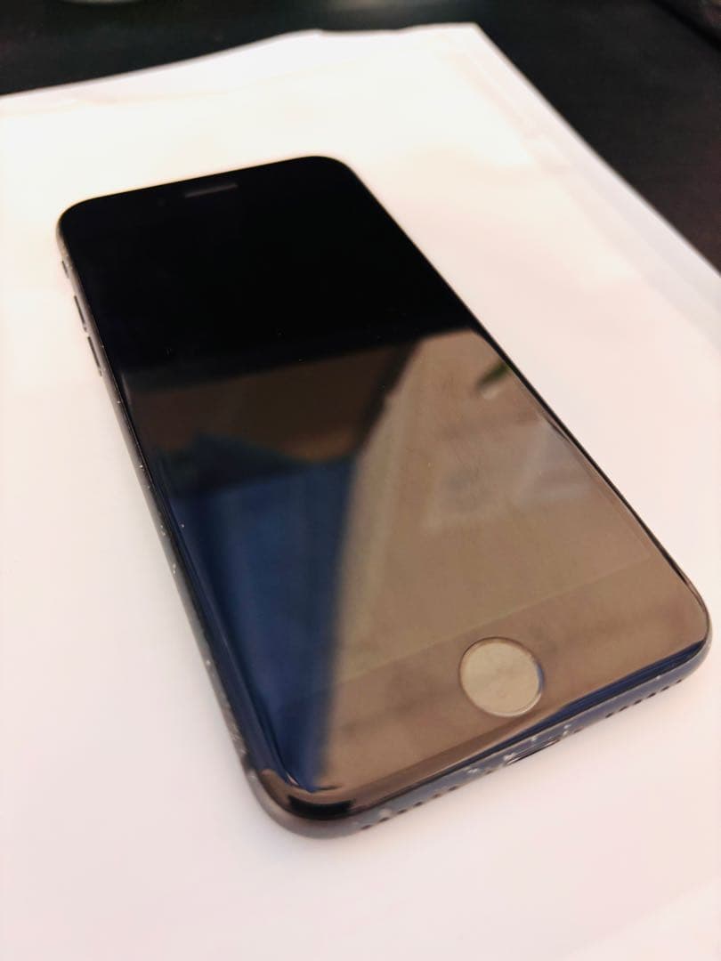【iPhone】iPhone 8 /64GB /ブラック 動作良好 画面割れなし