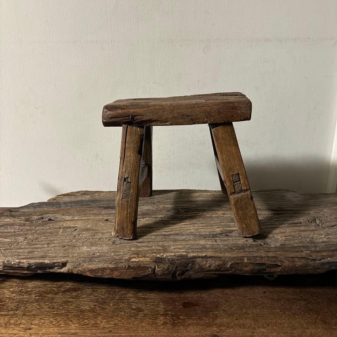朝鮮　李朝　中国　その3木製小さな踏み台　肘掛　花台　スツール　古民具　骨董