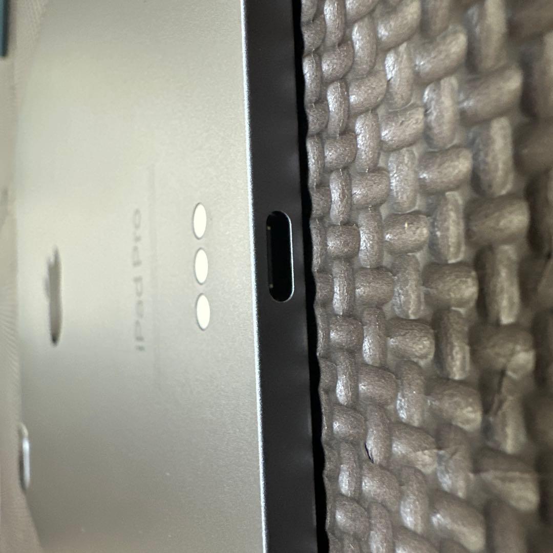 Apple iPad Pro 第4世代 11インチ 128gb wifi