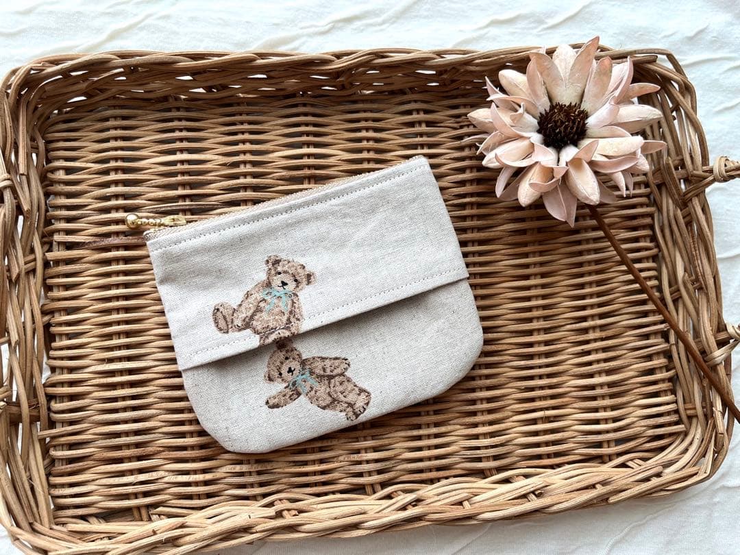 専用✳︎SALE✳︎ハンドメイド✳︎ポーチ付きティッシュケース　テディベアリネン生地